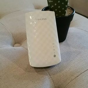 TP-LINK Wi-Fi Range Extender